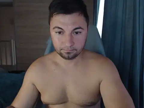 Show modela HankMalone na web-kameri