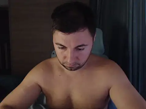 HankMalone: вебкам-шоу
