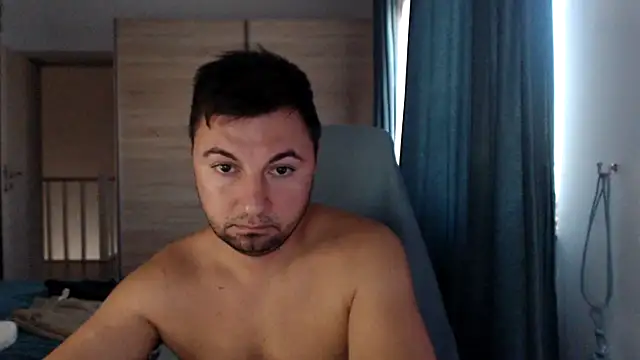 Show modela HankMalone na web-kameri
