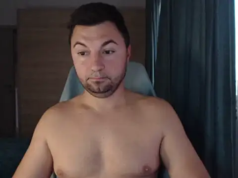 Show modela HankMalone na web-kameri