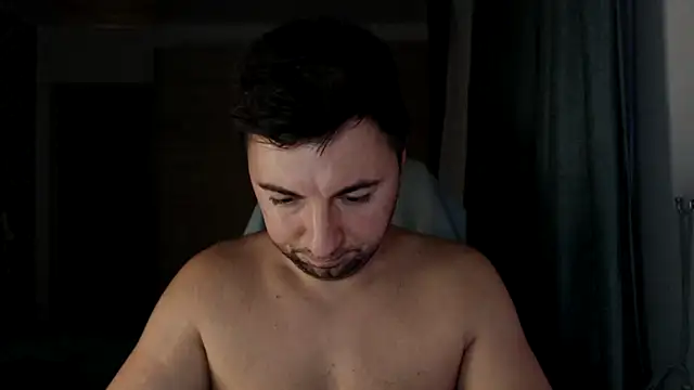 Show modela HankMalone na web-kameri
