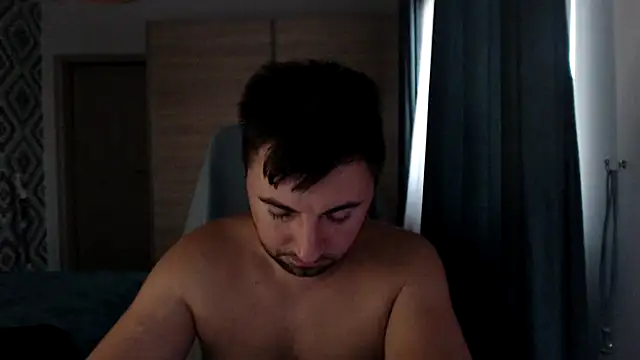Show modela HankMalone na web-kameri