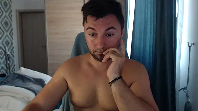 HankMalone webcam show