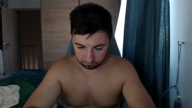 Show modela HankMalone na web-kameri