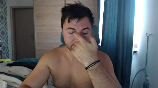 HankMalone Pertunjukan Webcam