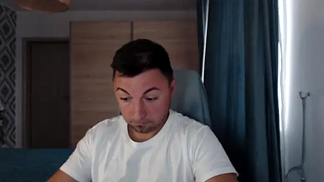 عرض كام HankMalone