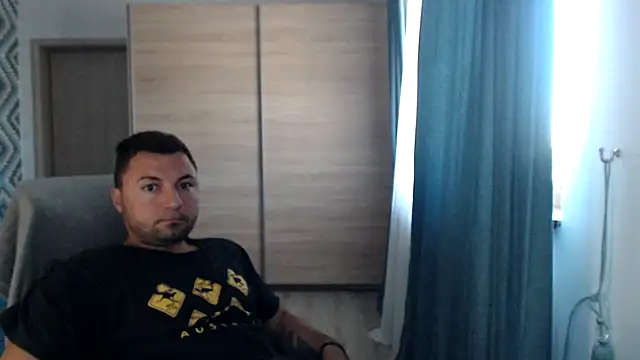 Pertunjukan Kamera Web HankMalone
