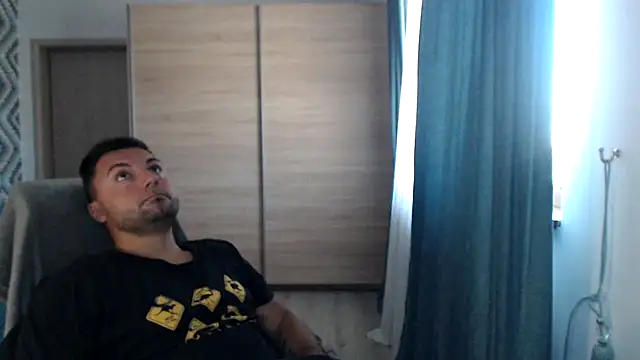 HankMalone Pertunjukan Webcam