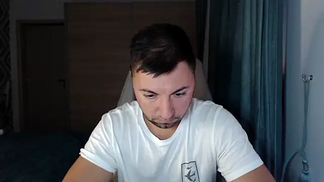 HankMalone webcam show