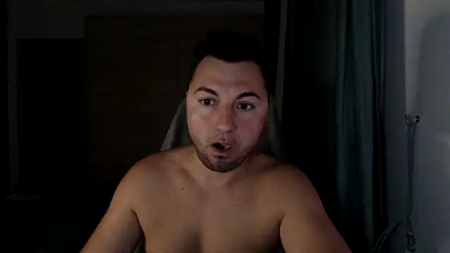 HankMalone Pertunjukan Webcam