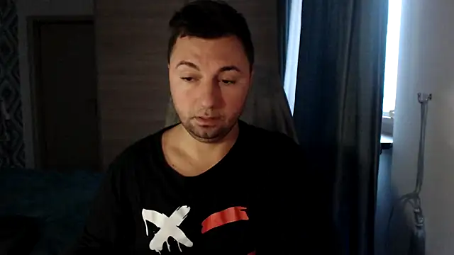 Show modela HankMalone na web-kameri