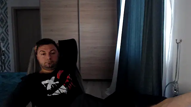 HankMalone webcam show