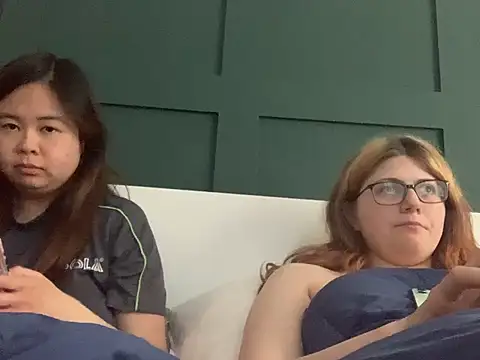 Chatroom XXX en direct de cherryblitz1