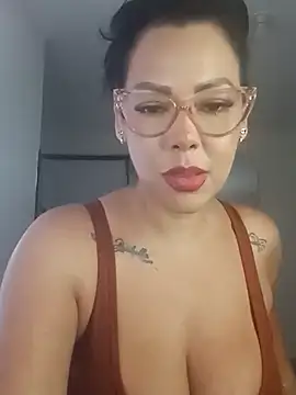 SexyyBigg44 Show in webcam