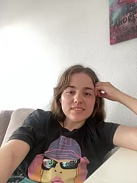 הופעת וובקאם של Lady_woman