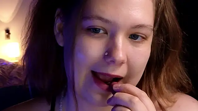 Chatroom XXX en direct de DjennaPalme