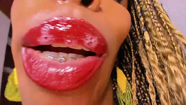 TAYLORR778 Webcam-Show