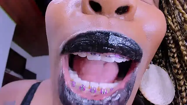 TAYLORR778's Webcam Show