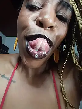 TAYLORR778のライブXXXチャット