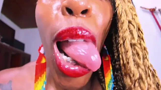 TAYLORR778 Show Webcam