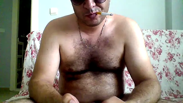 fraud705 Show in webcam