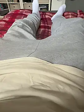 spritzerboy23 Webcam-Show