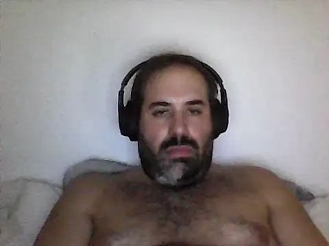 Show modela BeMy_Master na web-kameri