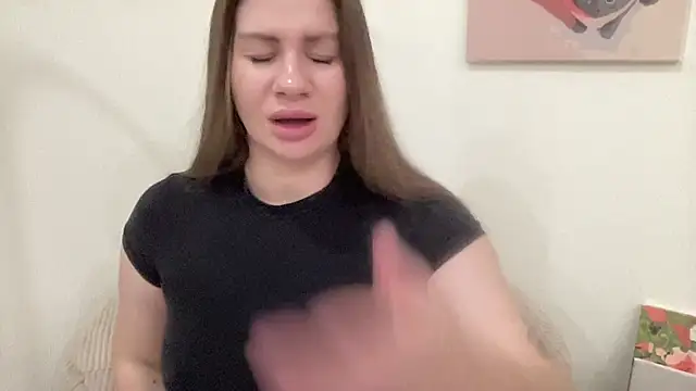 دردشة JuicyHelenX الجنسية المباشرة