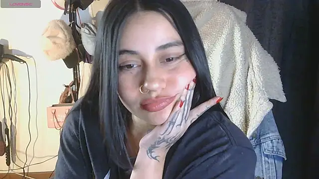 val_bardot Chat XXX in diretta