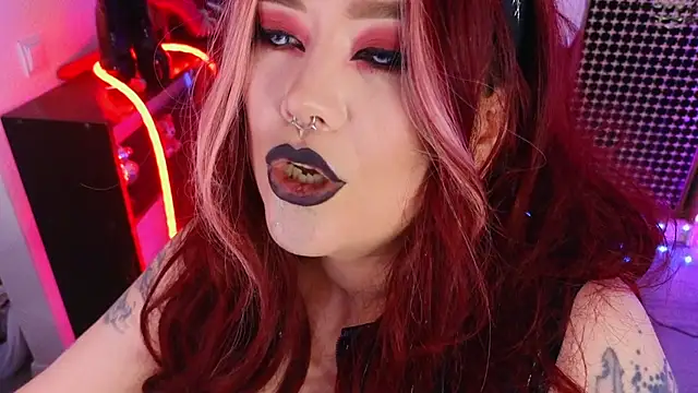 wickedxqueen Adlı Modelin Canlı XXX Sohbeti