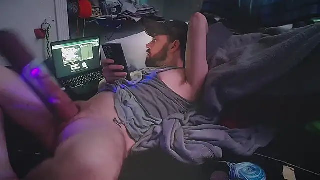 Fr4nk1eFFuxxx Show in webcam