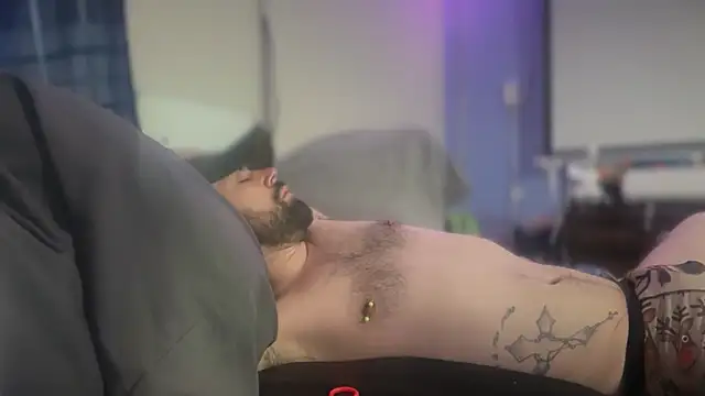 הופעת וובקאם של Fr4nk1eFFuxxx