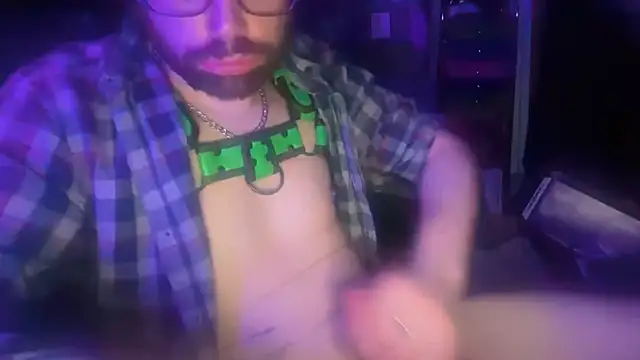 Show modela Fr4nk1eFFuxxx na web-kameri