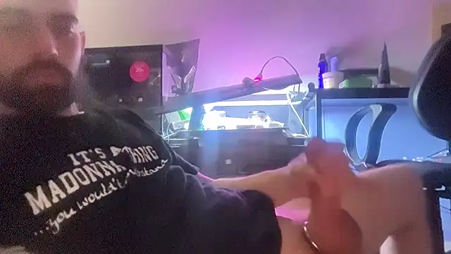 Webkamerová show Fr4nk1eFFuxxx