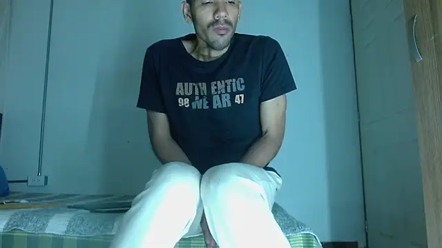 JohanyLatino Pertunjukan Webcam