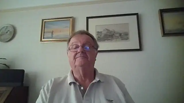 llew88's Webcam Show