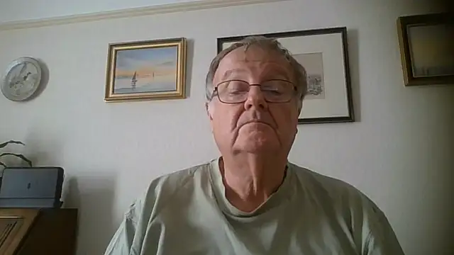 llew88's Webcam Show
