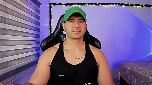 ransoj's Live XXX Chat