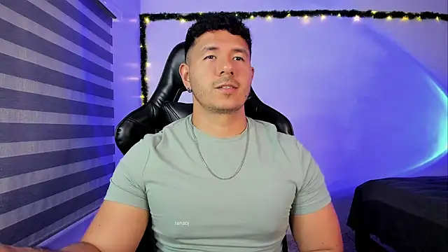 ransoj's Live XXX Chat