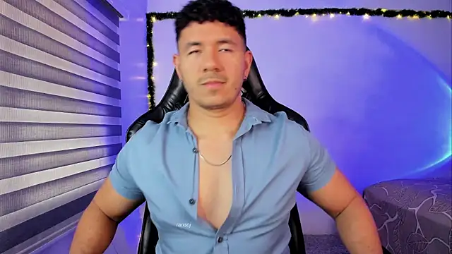 ransoj live XXX chat