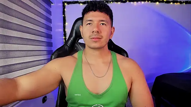 ransoj's Live XXX Chat