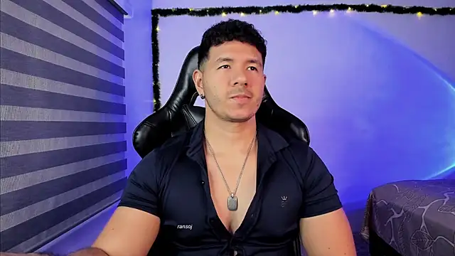 ransoj Chat XXX live