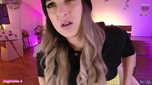 melinastyles' Live XXX Chat
