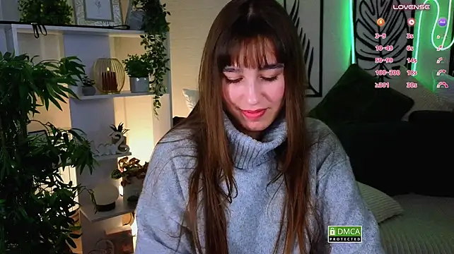 _Eliizabeth_ Show in webcam