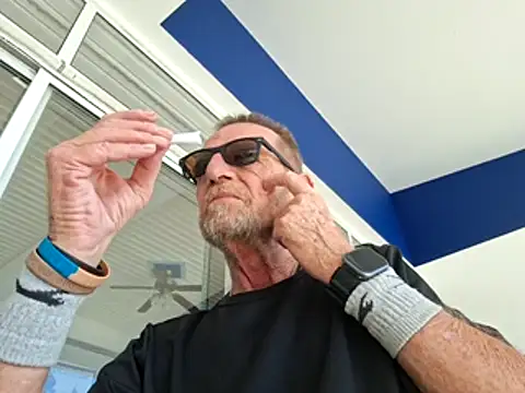 forexxxx_man Show in webcam