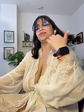 Czat XXX na żywo – tati_reyess