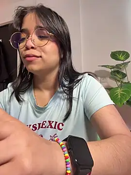 Show de webcam de tati_reyess