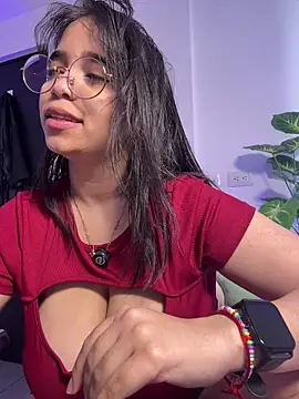 Show Webcam de tati_reyess