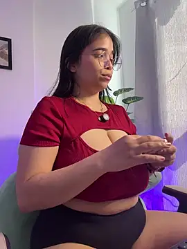 tati_reyess' Webcam Show