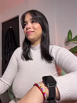 tati_reyess Live XXX Chat